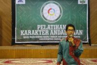 photo-1636368087032-b45e9d9d08b2 Kapasitor AC Melemah: Tanda Awal, Cara Cek Aman, dan Kapan Harus Ganti Sebelum Kompresor Ikut Rusak