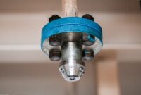 photo-1664087783976-f9d5196f43a8 Micro Leak AC: Tanda Kebocoran Freon Halus yang Sering Bikin Servis Berulang
